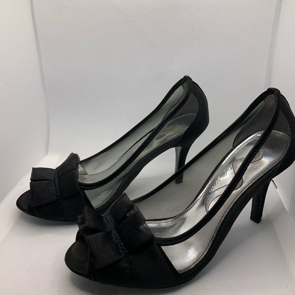 Nina Shoes - Nina Black Peep Toe Pumps Heels with Mesh Side Paneling